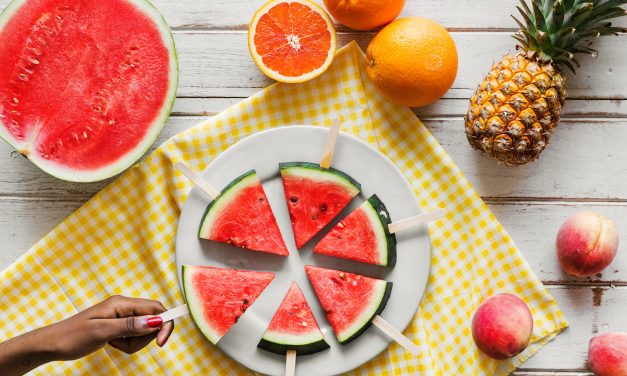 6 frutas que devem fazer parte da sua dieta no verão
